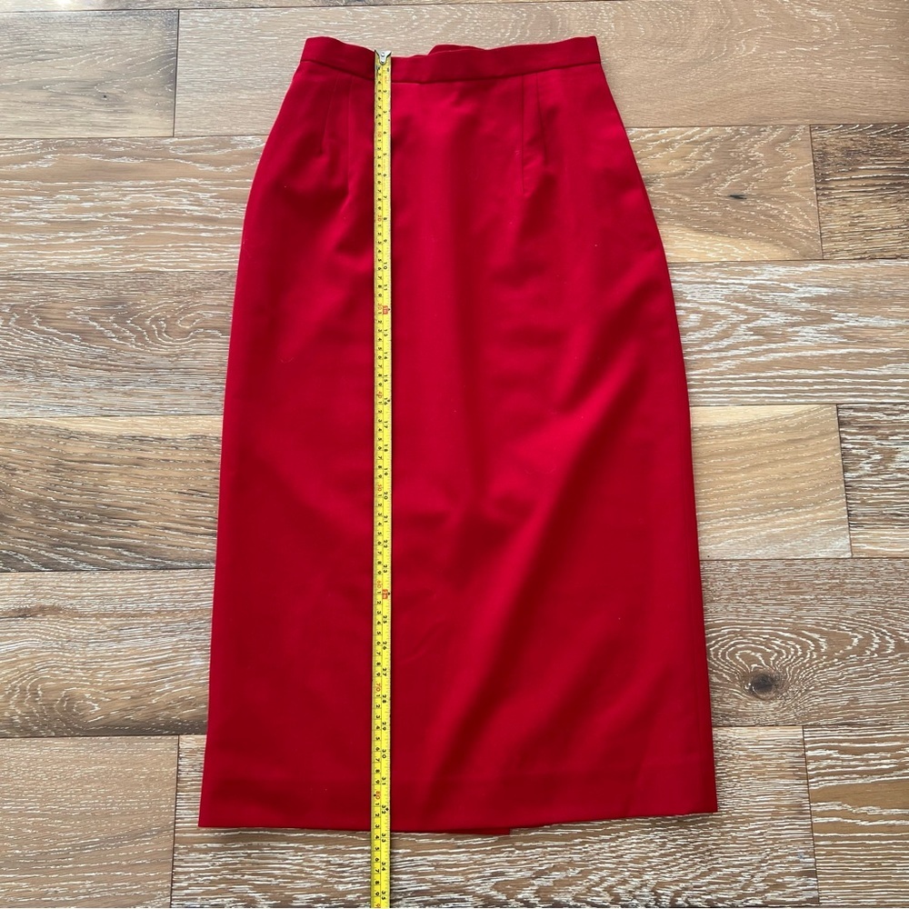 Lynn&Co Wool Red Midi Skirt - Picture 11 of 12